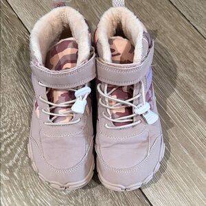 Cozy Pink Camo Kids Boots